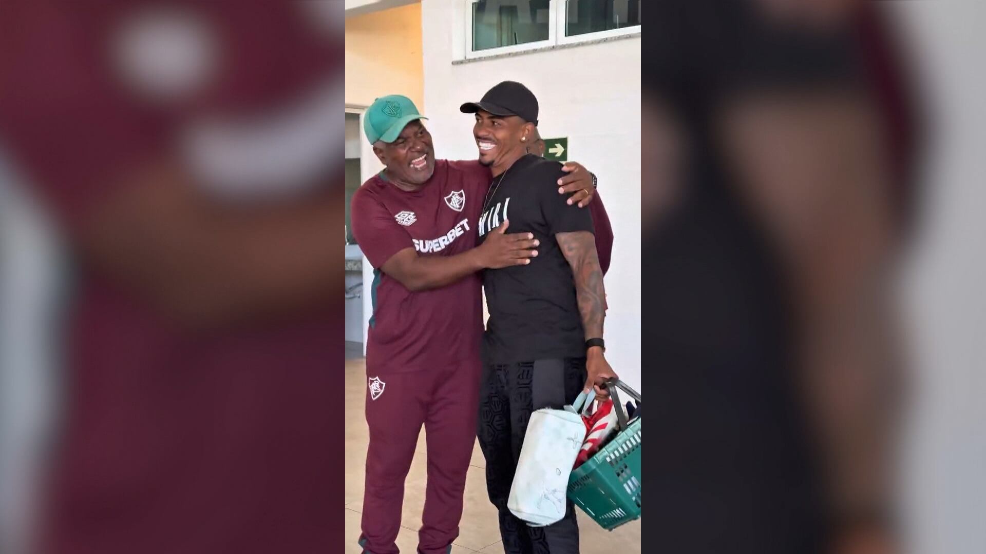 John Kennedy retorna ao Fluminense após empréstimo ao Pachuca do México