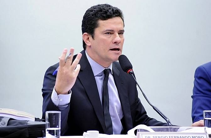 Moro demonstrou irritação com a menção ao ministro do Supremo "sem base qualquer"