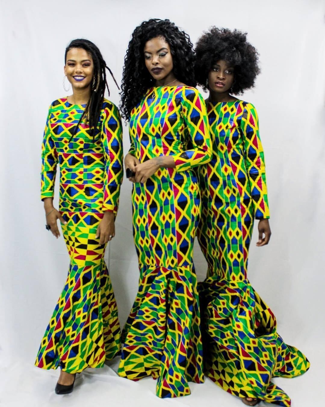 Seus sonhos não param por aqui. 

— Quero ver minha marca em todas as lojas, permitir o acesso do grande público, e revolucionar a moda africana 
