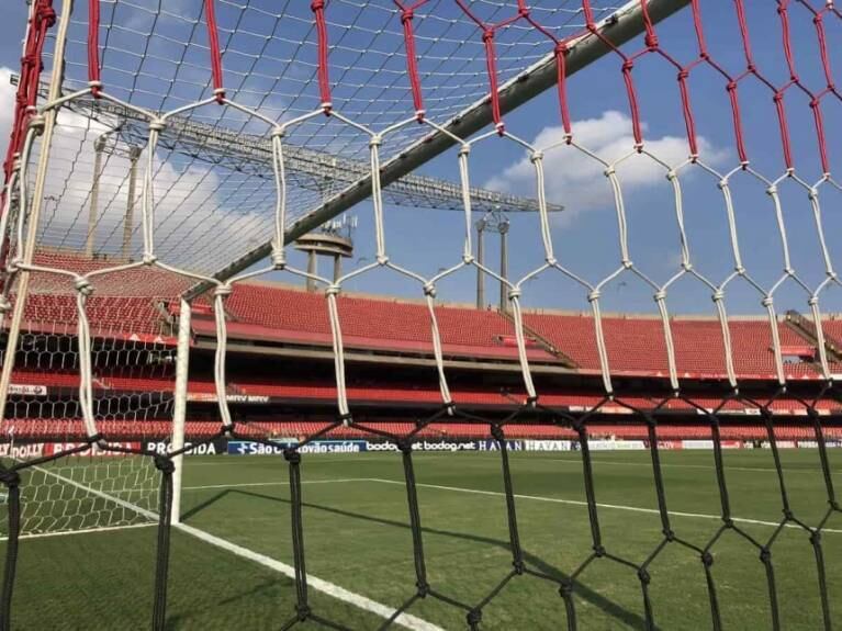 São Paulo x Flamengo - domingo - 16h - Morumbi (SP) - Transmissão: Globo, Premiere e tempo real do LANCE! - Árbitro: Ricardo Marques Ribeiro (MG/Fifa) - Suspenso: Igor Vinícius (São Paulo) - Na última rodada (2ª): Goiás 1 x 2 São Paulo; Internacional 2 x 1 Flamengo