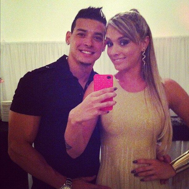 Olha o corpão que a beldade ganhou! Será que ela achava que teria este corpo quando começou a frequentar a academia?

+ VÍDEO: Fernando e Sorocaba cantam sucessos e animam a galera no Legendários
+ Filho de Hudson rouba a cena e pai se derrete: "A mãe dele é meio feinha, mas ele é bonito"
+ Assista às íntegras do Legendários no R7.com/Play!