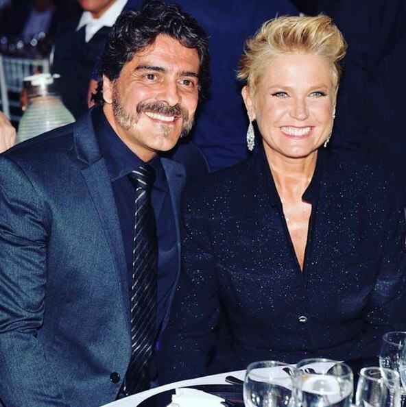 O ano está só começando e já tem gente prometendo dar o que falar entre janeiro e dezembro. Superproduções, novas apostas e grandes estrelas vão brilhar muito nas telinhas em 2016.

É o caso de Junno Andrade e Xuxa Meneghel, que formam o tipo de casal que cresce junto. A apresentadora está cada vez mais confiante em seu programa da Record e Junno será uma das estrelas da novela Escrava Mãe

Acesse o R7 Play e assista à programação da Record quando quiser
