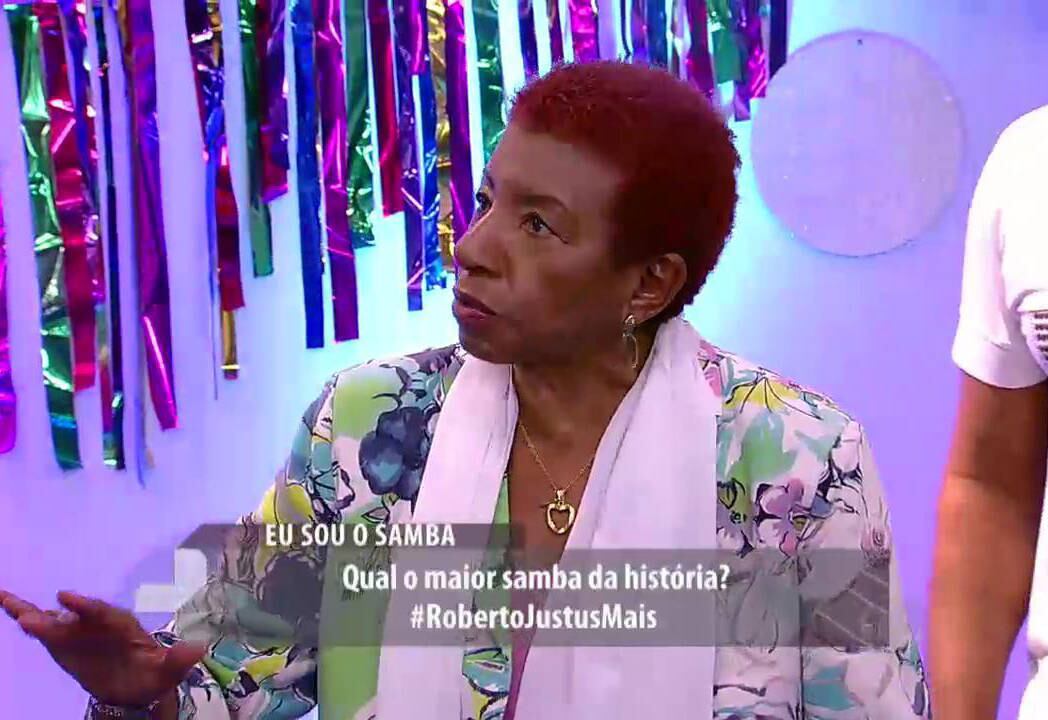 Durante o Roberto Justus + deste domingo (13), o tema central foi o samba e Leci Brandão falou sobre a sua opinião de famosas que desfilam nas escolas de samba. Confira a seguir tudo que a sambista disse! 
