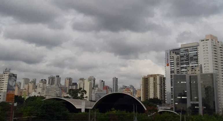 Chuvas devem atuar com lenta intensidade e de forma generalizada