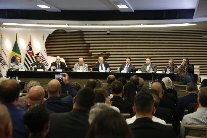 Empresários de diversos setores discutem segurança