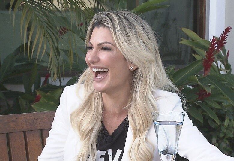 No bate-papo, que acontece na casa da atriz no Rio de Janeiro, ela também fala sobre os dois relacionamentos que viveu após ficar viúva

LEIA MAIS: Antonia Fontenelle acusa as filhas de Marcos Paulo de serem machistas
