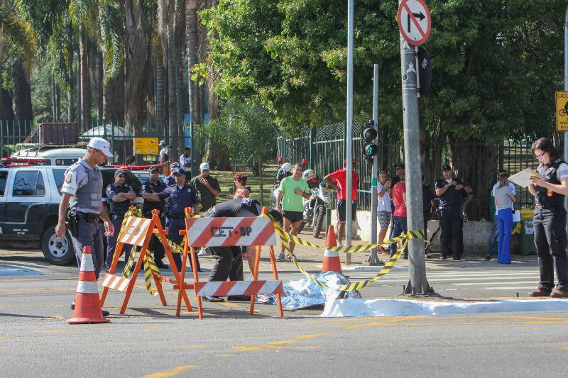 O SAMU e o Corpo de Bombeiros foram acionados, mas o idoso não resistiu aos ferimentos