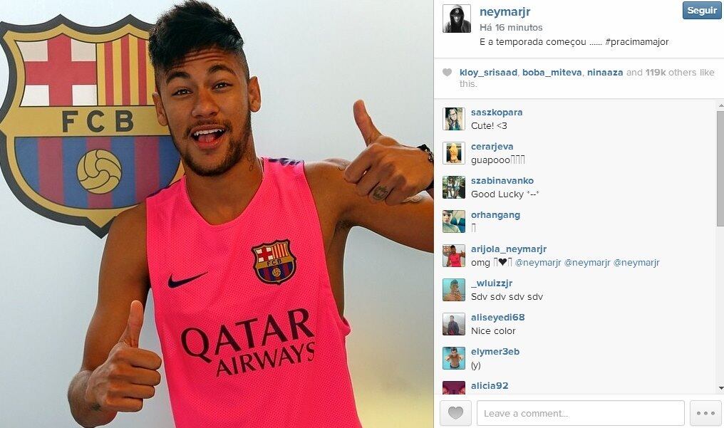 Enquanto o grupo treinava, Neymar passou por exames médicos e ainda não sabe quando poderá treinar com os companheiros, já que ainda se recupera de uma lesão na coluna