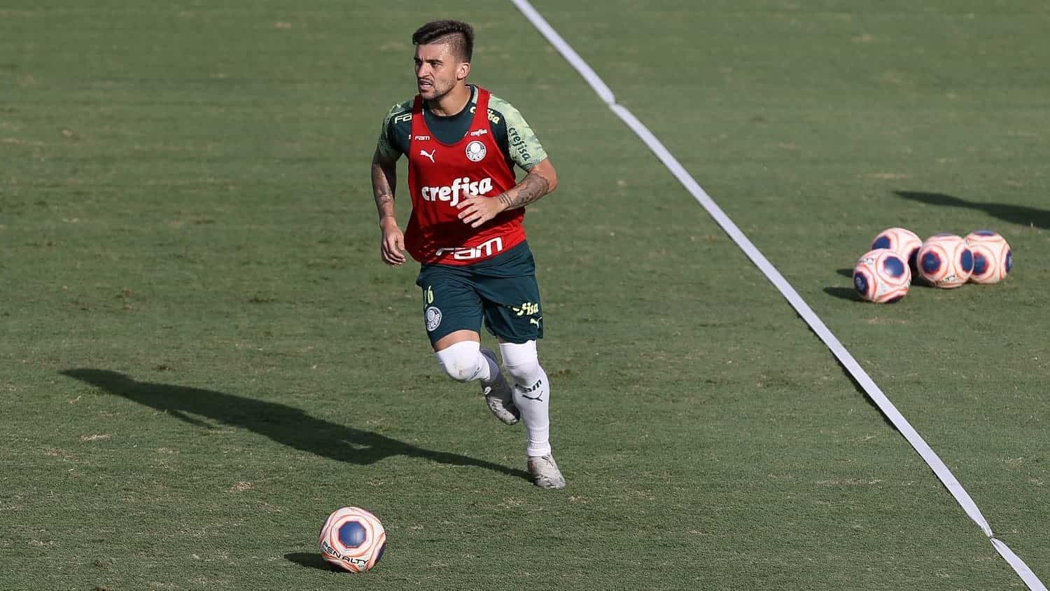 Camisa 26: Victor Luis já jogou três Libertadores, sendo uma pelo Botafogo e duas pelo Palmeiras