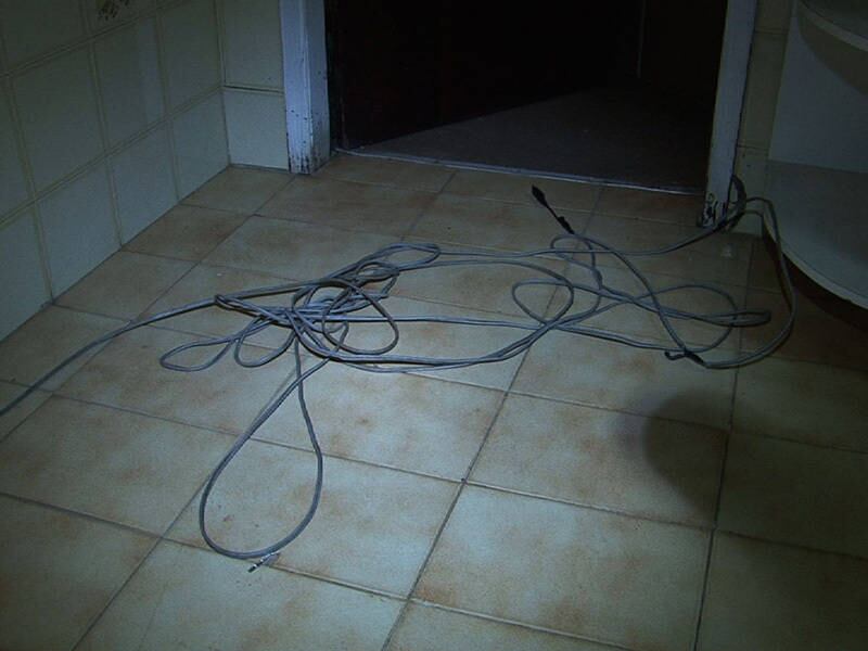 Ele seria segurança da boate onde Mara estava com os amigos e ainda não há qualquer pista da motivação para o crime. A família da jovem não soube explicar se ela já o conhecia 