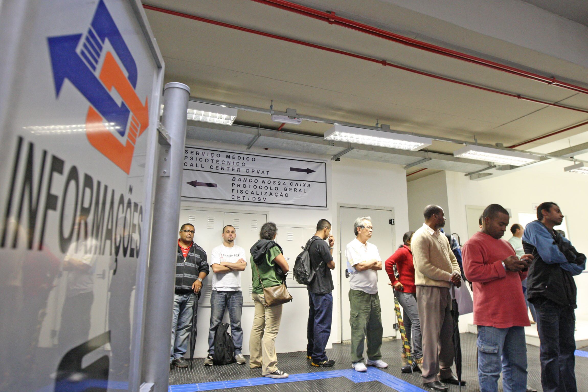 Detran vai enviar cartas para alertar sobre pontos na CNH