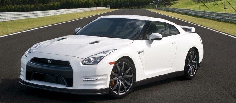 Lançado nos EUA em 2008 e na Europa no ano seguinte, Nissan GT-R não tem previsão de chegar ao Brasil