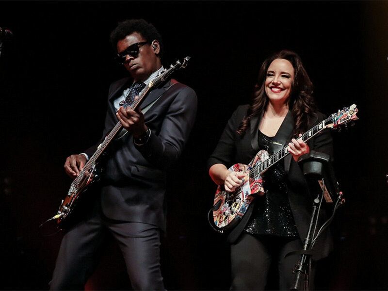 Artistas dividem o mesmo palco em um show que será realizado na Arena Fonte Nova