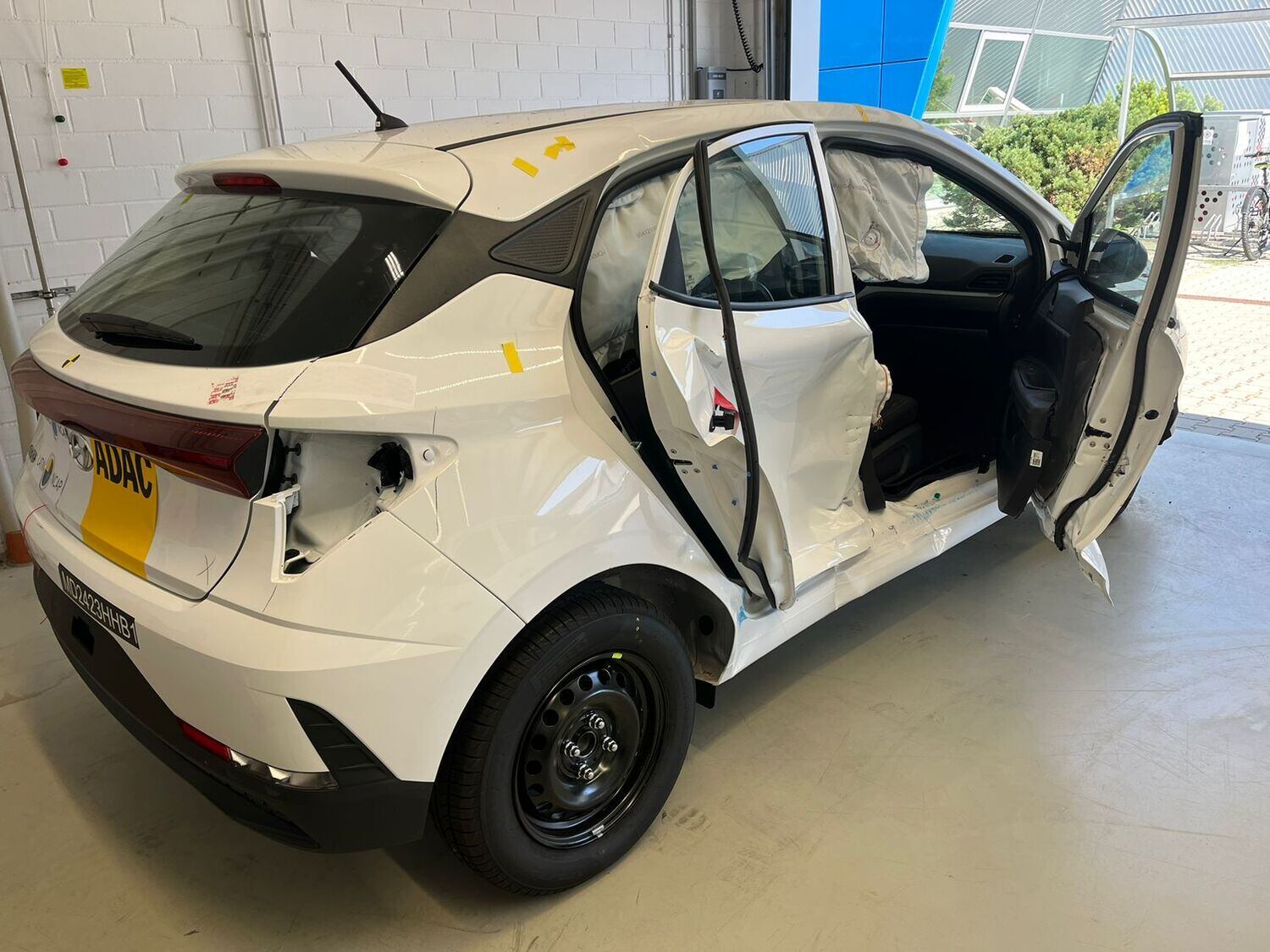 Proteção lateral foi considerada adequada, mas compacto não obteve nota máxima