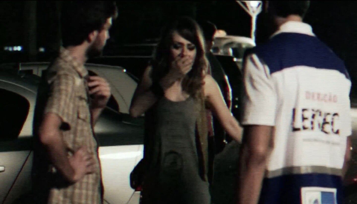 Na trama, que chega aos cinemas nesta sexta-feira (4), Bruno Gagliasso é um jovem acomodado que, após quase atropelar um cachorro, conheçe Zoé (Leandra Leal)