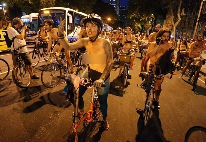 Evento busca mostrar a fragilidade dos ciclistas no trânsito
