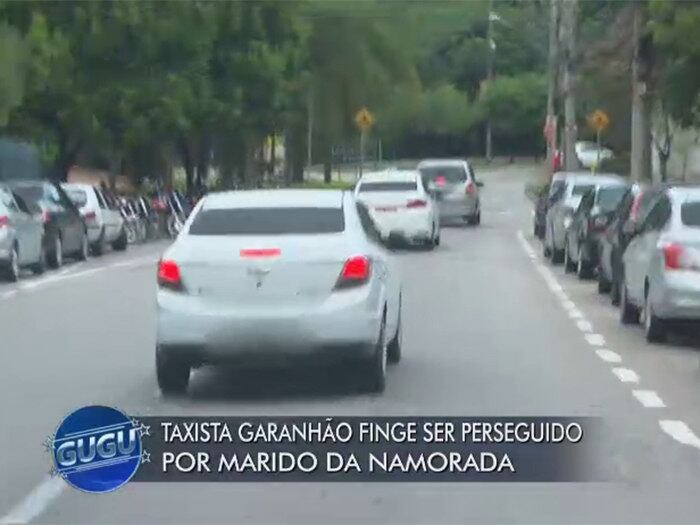 

O taxista começou a fazer manobras ousadas para deixar
Roberta com medo

+ Gugu está no Facebook! Curta

+ Siga o perfil da atração no Twitter



