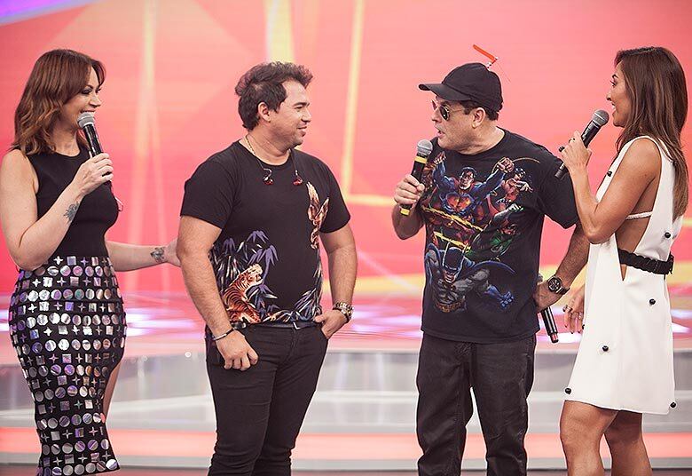 Já Sérgio Mallandro faz todo o mundo rir com suas piadas 