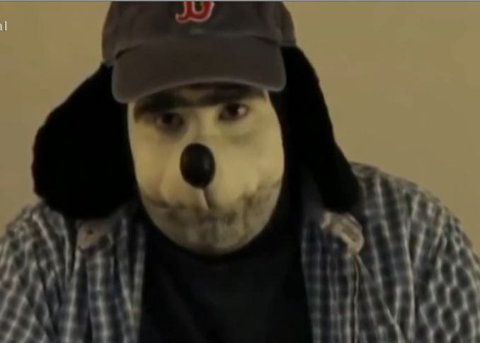 Criança agiu após assistir a vídeo na internet sobre o personagem