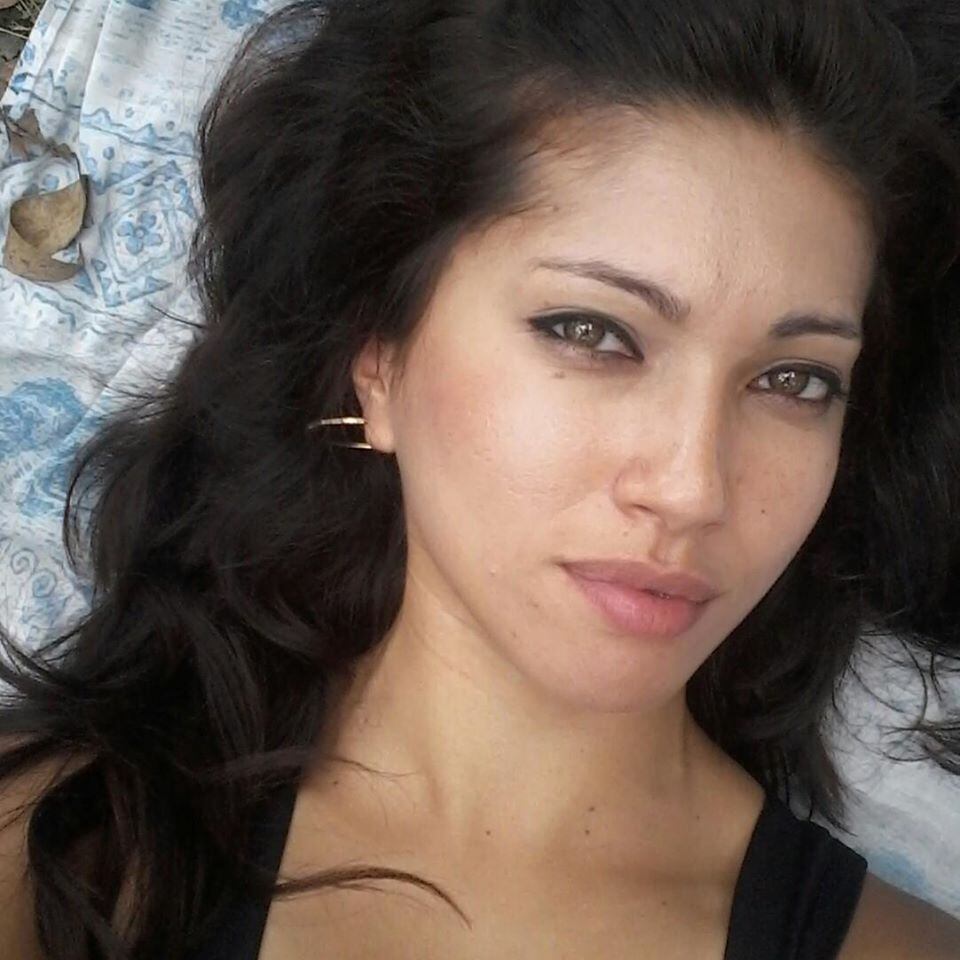 Ela
já tinha sido casada anteriormente e não tinha filhos. O corpo da vítima será
encaminhado ao IML Leste. Em nota, a PM informou que "condena a conduta do PM". De acordo com a corporação, o PM não tinha cometido nenhuma infração anteriormente e responderá agora na justiça civil e um processo administrativo referente a postura enquanto militar

