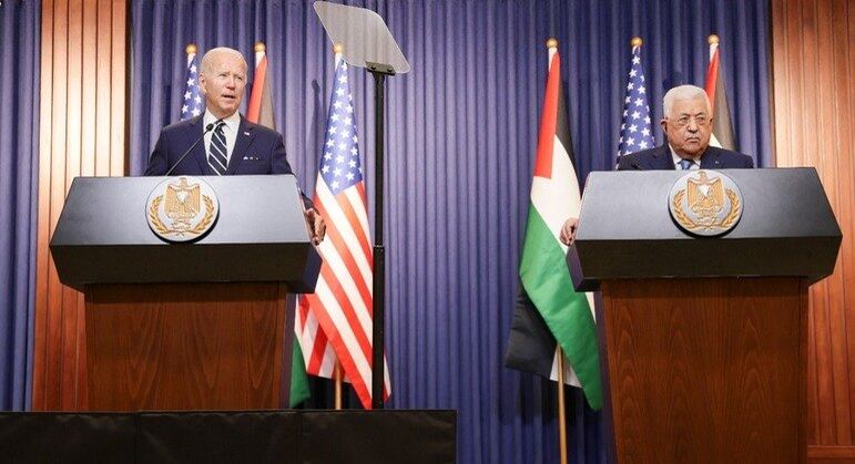 O presidente dos EUA , Joe Biden, e o presidente palestino, Mahmoud Abbas, em Belém