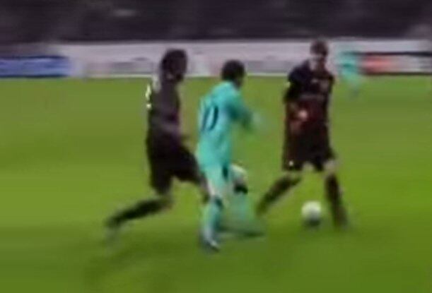 Os maiores especialistas do esporte consideram Messi, com sua qualidade técnica, jogadas, velocidade, habilidade na perna esquerda e trabalho de equipe um melhores jogadores do mundo atualmente