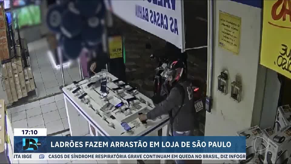 Assaltantes fazem arrastão em loja de varejo na zona sul de São Paulo