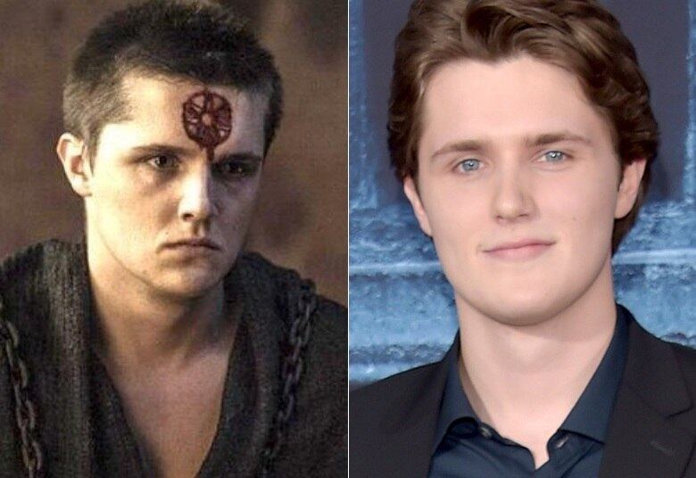 Eugene Simon passou por transformações dentro da série quando seu personagem entrou numa seita