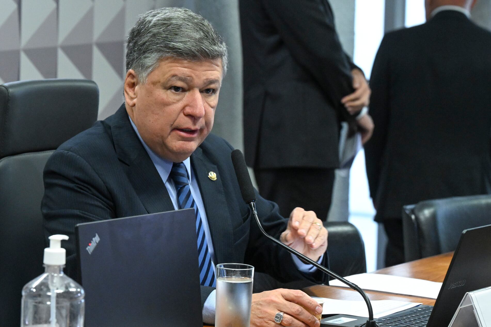 presidente da CPMI - INSS, senador Carlos Viana (Podemos-MG)