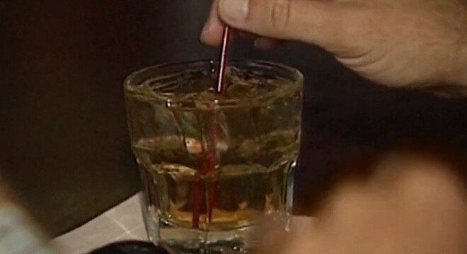 Alcoolismo pode levar à depressão