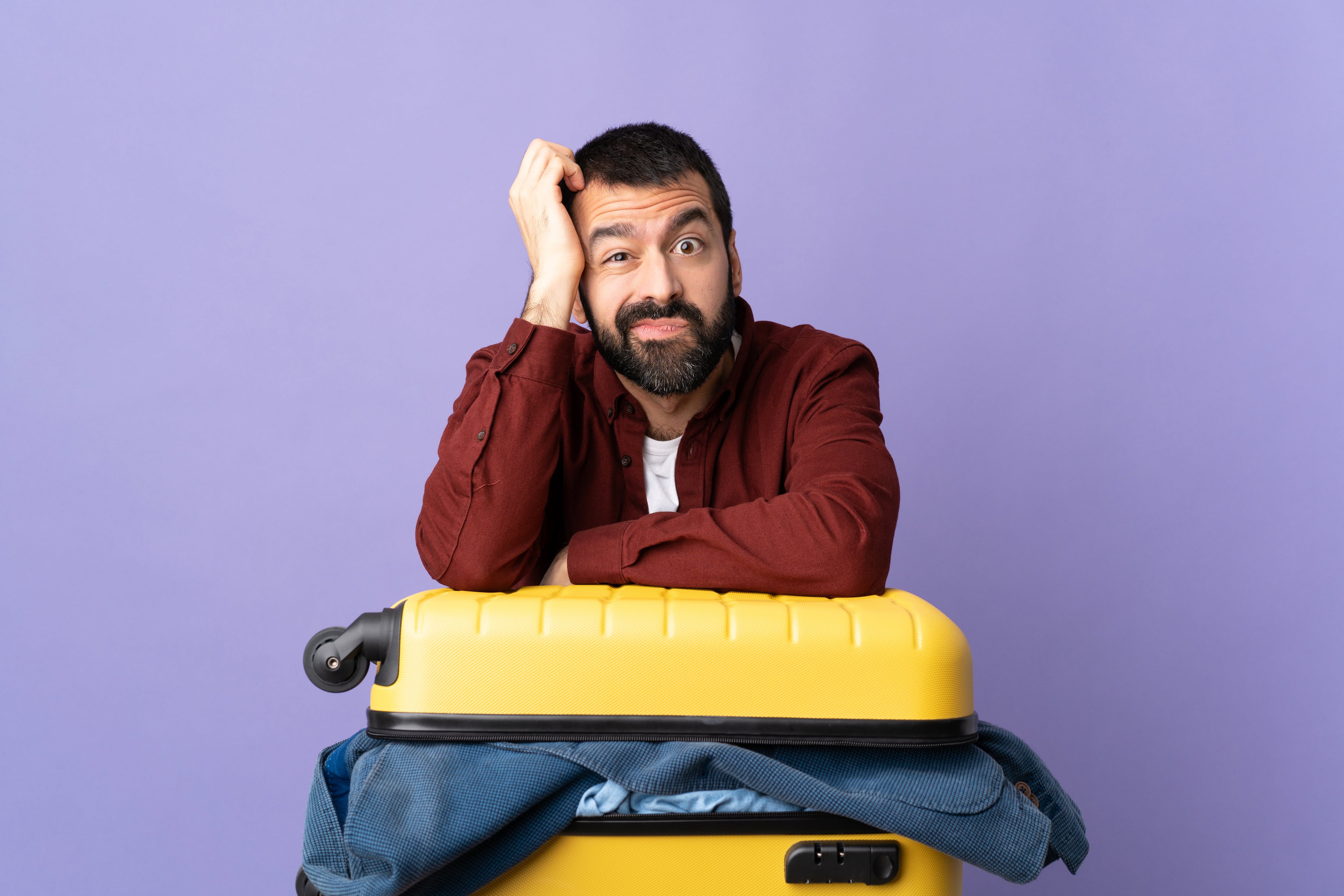 As férias coletivas são um instrumento legal utilizado pelas empresas para suspender temporariamente as atividades, geralmente em períodos de baixa demanda, manutenção ou reorganização interna.