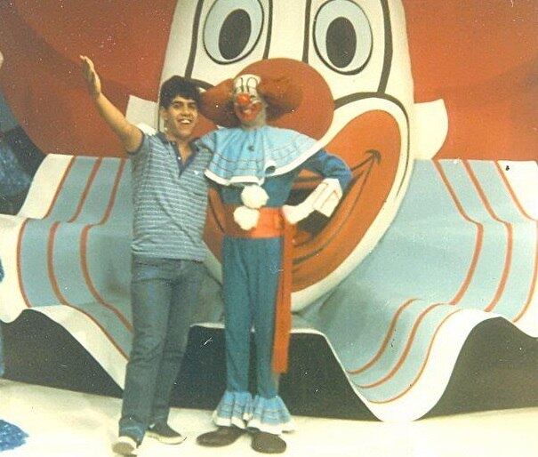 Pagé em cena como o palhaço Bozo na década de 1980