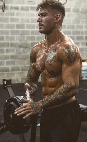 Lucas Lucco é adepto do crossfit