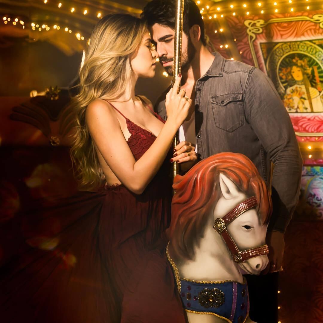 Adriana Sant'Anna e Rodrigão fizeram um ensaio romântico nesta quarta-feira (10), em São Paulo. Feliz da vida com o resultado, a ex-BBB dividiu várias fotos com os internautas em seu perfil no Instagram; veja! 

Acesse o R7 Play e assista à programação da Record quando quiser
