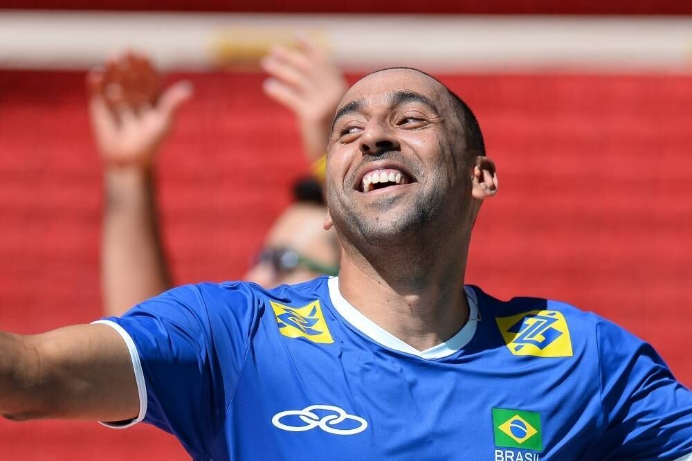 A Rio 2016 foi o palco de muitas despedidas para o esporte brasileiro. Maior medalhista olímpico do Brasil em esportes coletivos, com dois ouros e duas pratas, Serginho, aos 40 anos, deu adeus ao vôlei depois da vitória da seleção masculina sobre a Itália, que selou o bicampeonato