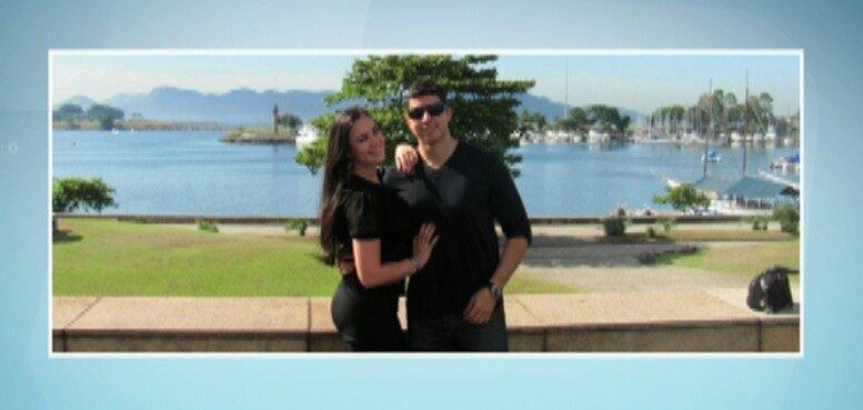 Uma vizinha do casal diz ter sido acordada pelos gritos de Talita. Segundo Margareth Oliveira, o suspeito fugiu e deixou a porta aberta.



— Acordei com os gritos dela pedindo socorro. Ela gritava
muito: socorro, para, para. E ele quase não falava nada. Só falava para ela calar a boca. Tudo muito alto. Dava para ouvir bem
claro o que eles falavam