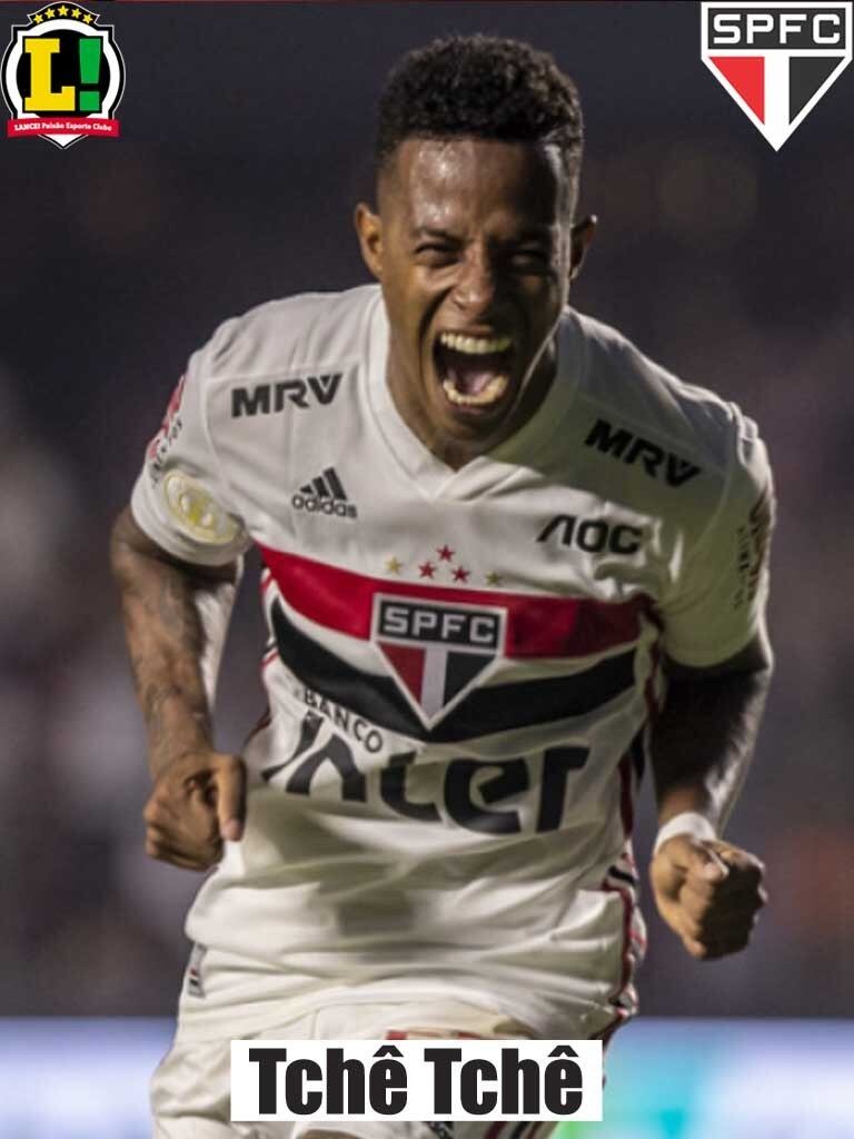 Tchê Tchê - 6,0 - Foi o escolhido para substituir Daniel Alves, suspenso, e cumpriu sua obrigação de ajudar o meio-campo.