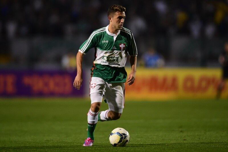 O argentino Allione anda meio sumido, mas segue no Palmeiras ganhando salário de R$ 150 mil por mês
