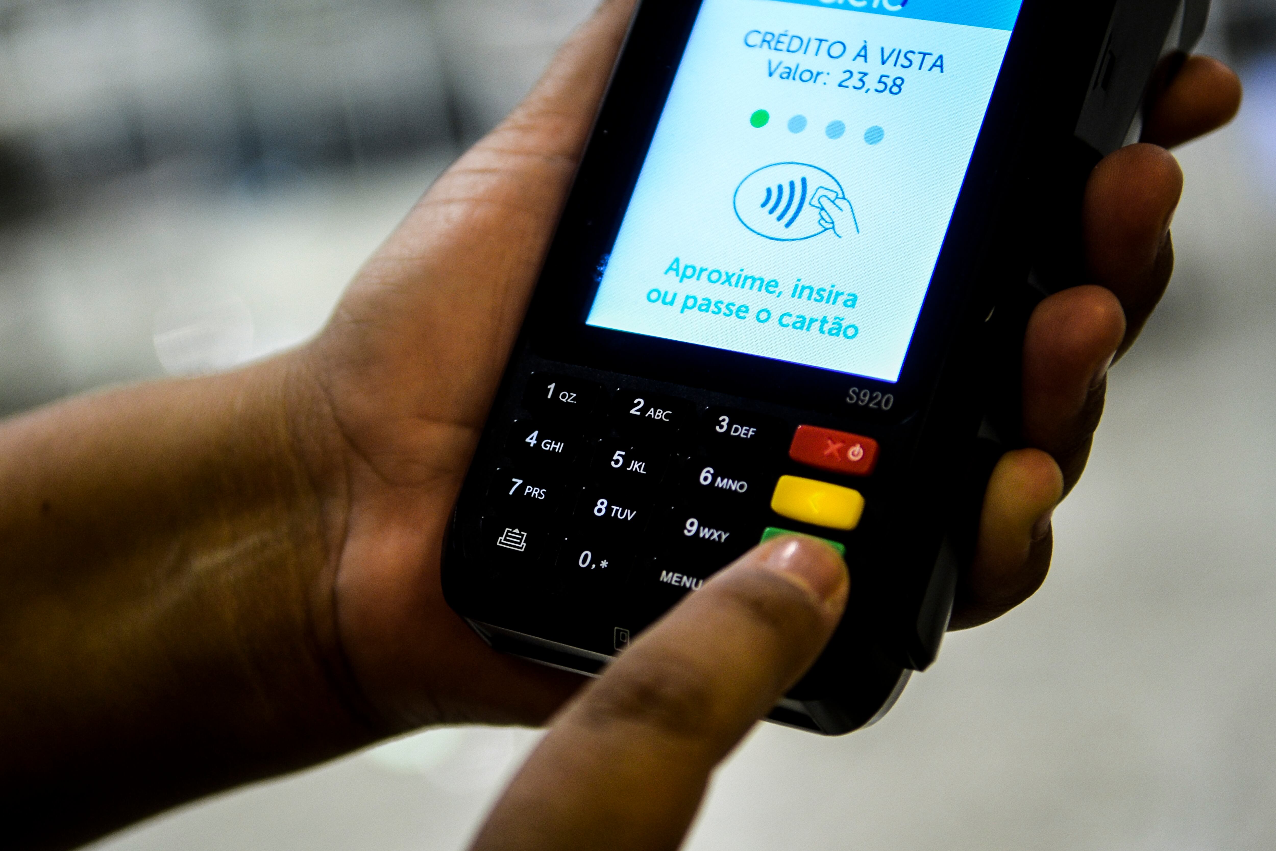 Máquina de cartão crédito e débito