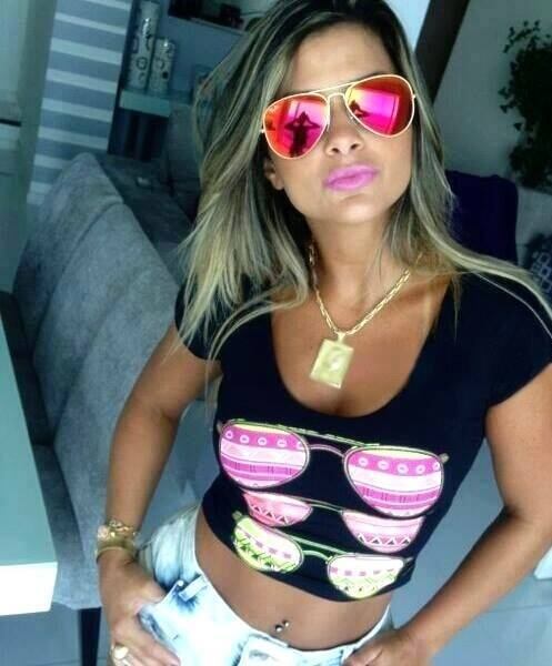 Danúbia gostava de posar de bíquini e ostentar nas redes sociais