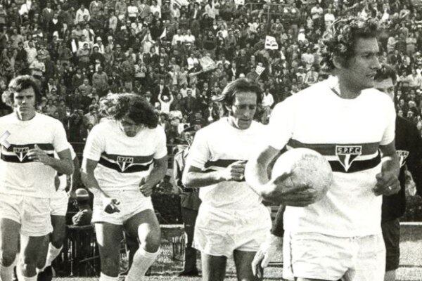1º Pedro Rocha - 119 gols
O meia uruguaio jogou no São Paulo de 1970 a 1978 e disputou 393 jogos
