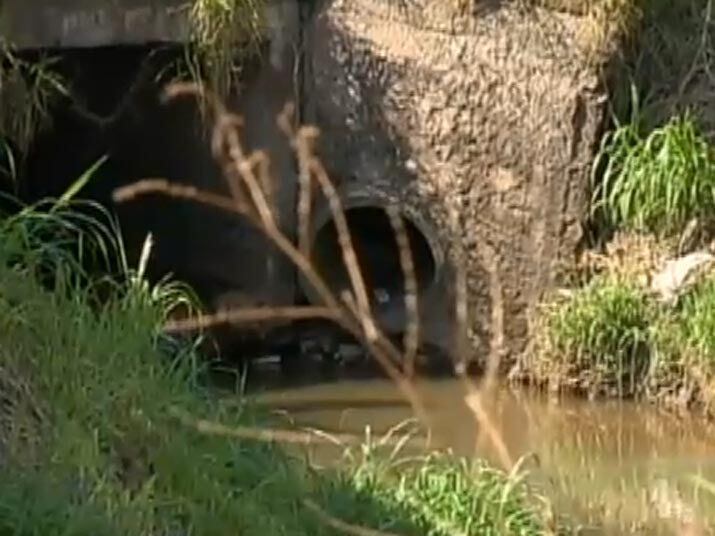 O cadáver estava em avançado estágio de decomposição e foi encontrado pela Polícia Militar depois de denúncia anônima. Veja na reportagem!
+ Quer ver tudo o que rolou no Cidade Alerta? Veja a íntegra no R7 Play