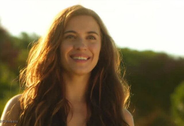 Ao ver que o homem estava sozinho, Deus fez Eva, companheira de Adão