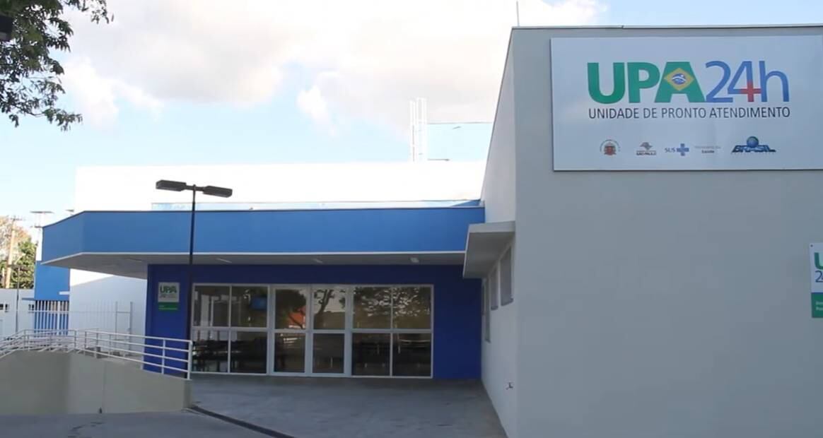 Célio recebeu os primeiros socorros no shopping e levado para uma UPA, onde sofreu uma parada cardiorrespiratória.