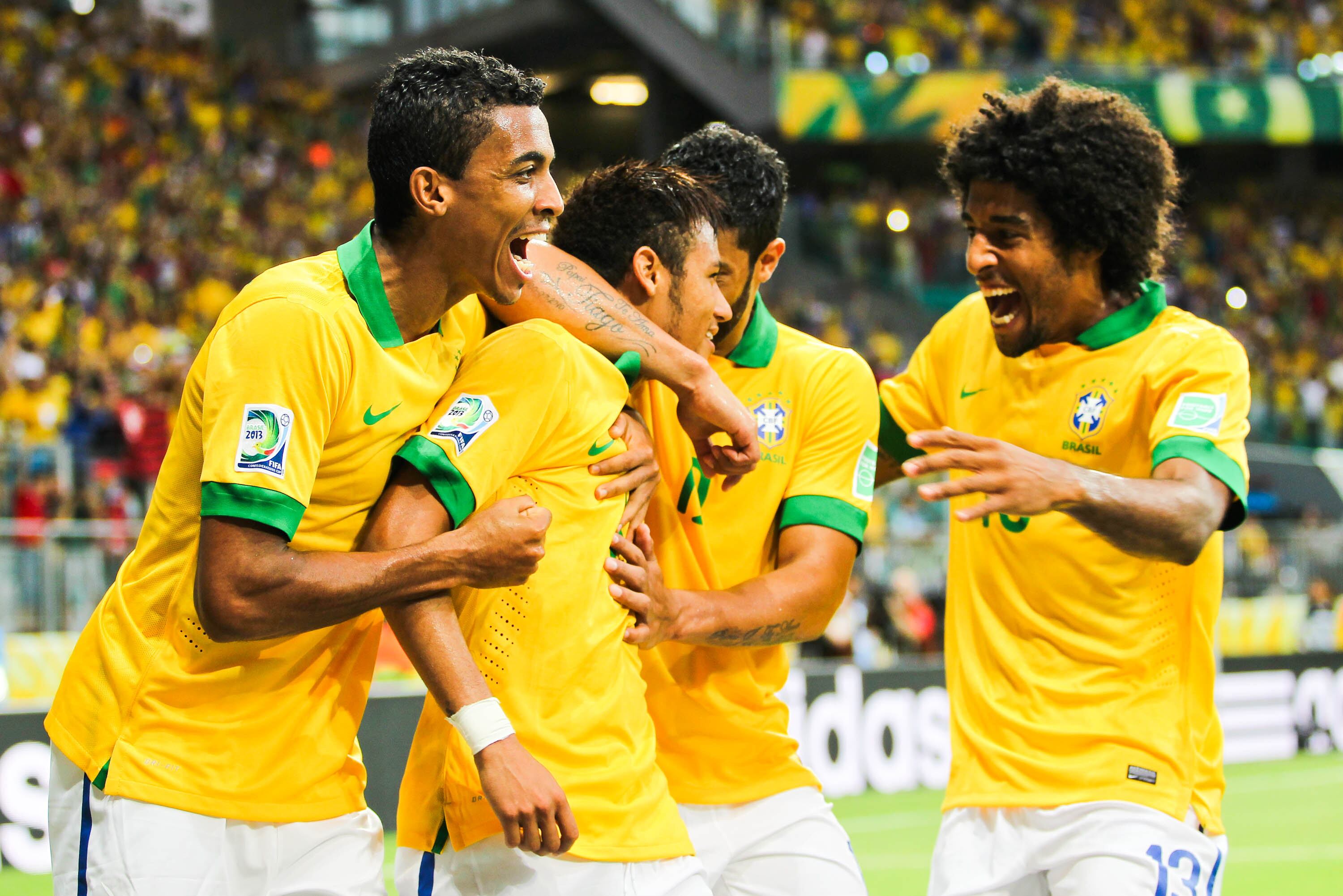 Seleção brasileira termina primeira fase com 100% de aproveitamento