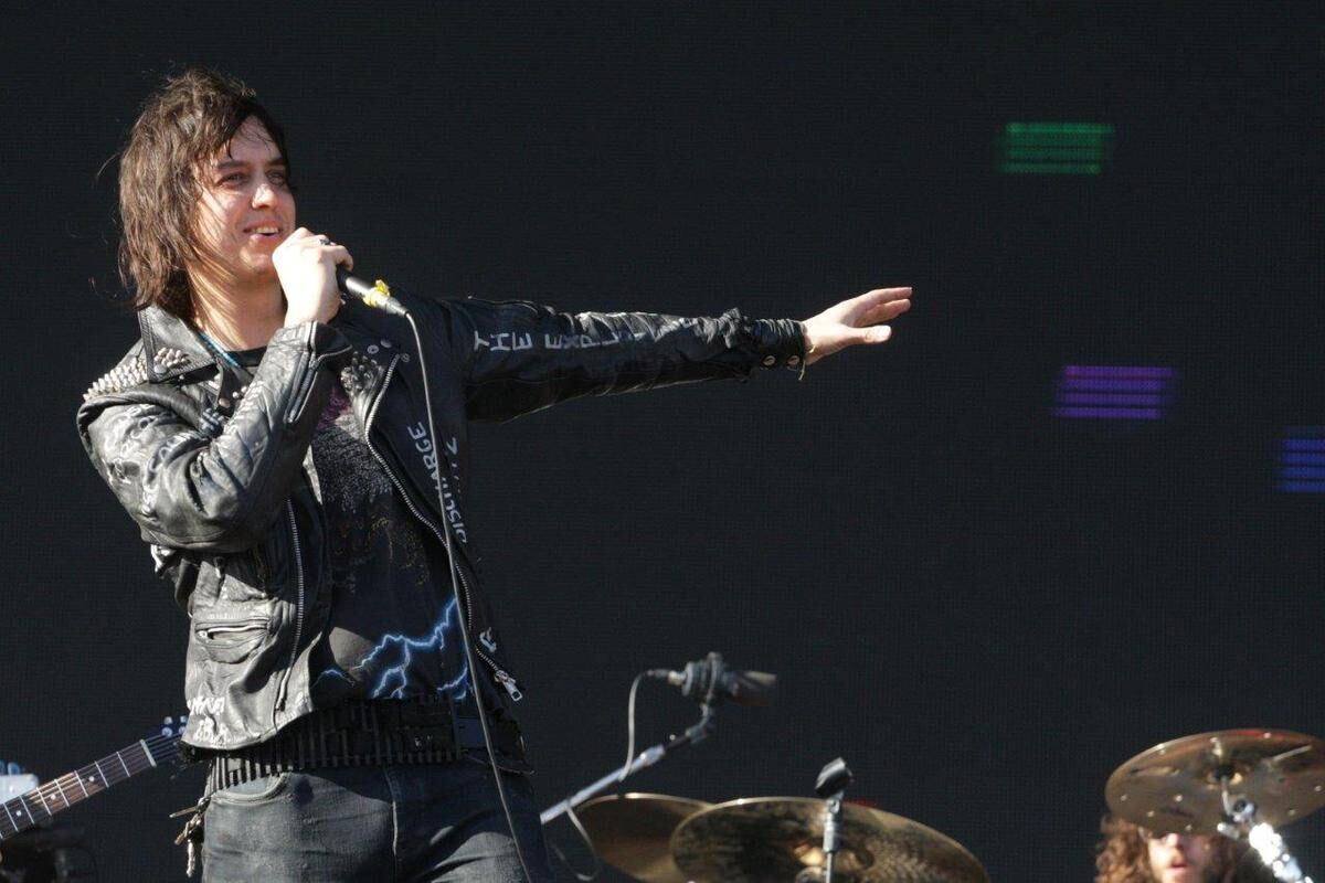 Julian Casablanca +
The Voidz tocaram ainda quando estava sol