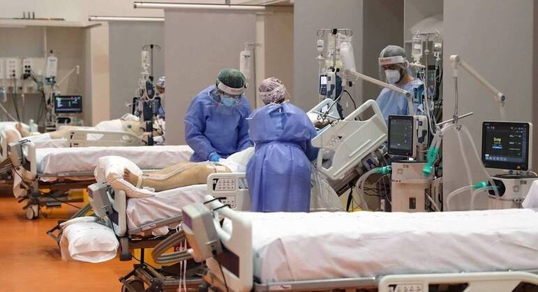 Mundo registra mais de 2,5 milhões de mortes por covid-19