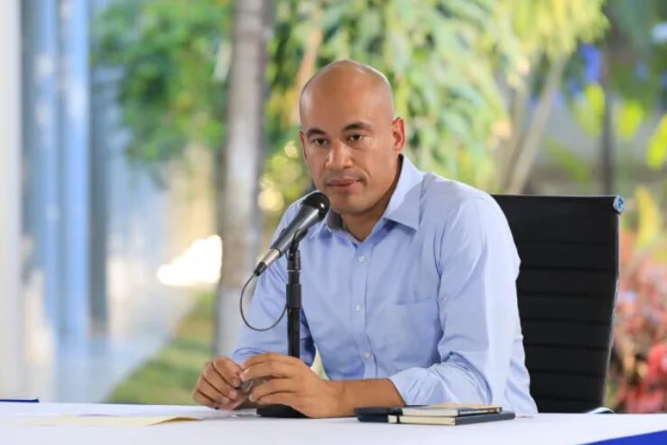 Héctor é apontado como possível sucessor de Maduro