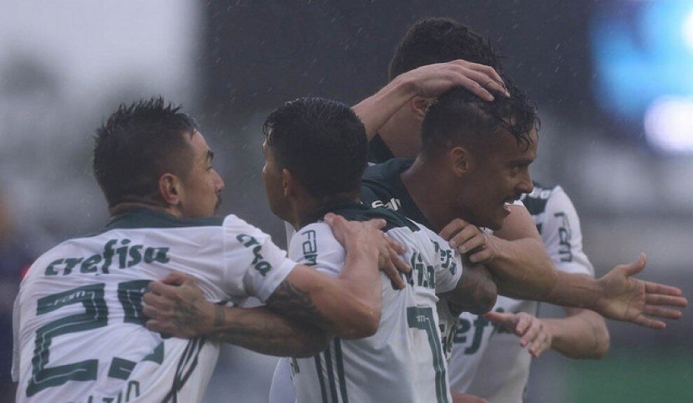 Apesar do empate, o Palmeiras ainda tem cinco pontos em relação ao vice-líder Flamengo. O LANCE! relembrou qual era a vantagem de cada líder na rodada 35 desde 2003. No levant