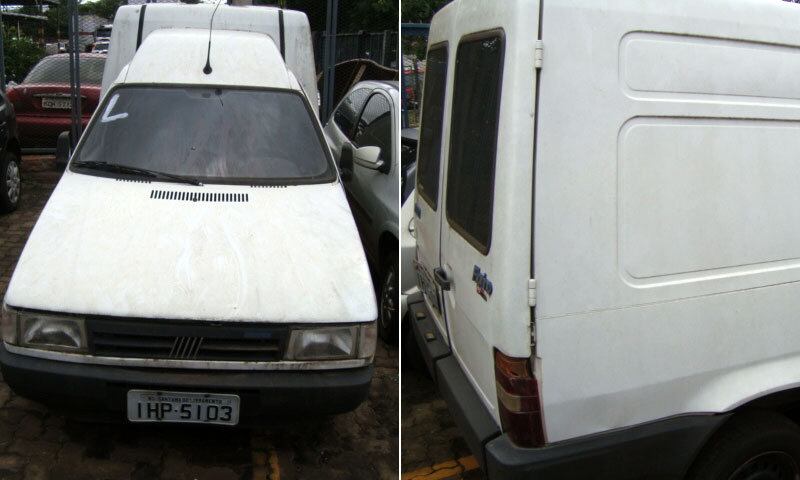 Outra opção, para quem precisa carregar carga especialmente, é este Fiat Fiorino IE, a gasolina, ano/modelo 1998. Sai por a partir de R$ 1.200
